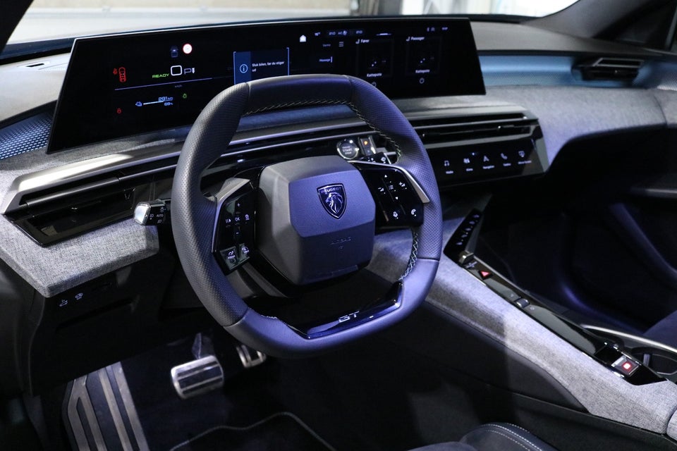 Peugeot e-5008 77 GT Pack 7prs 5d