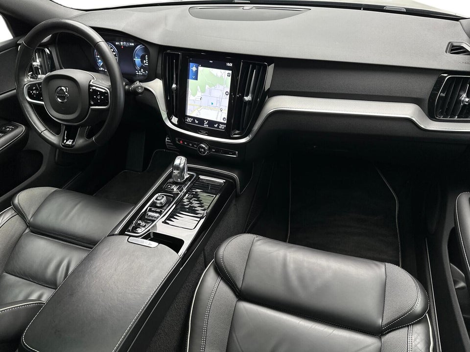 Volvo V60 2,0 T8 390 R-Design aut. AWD 5d