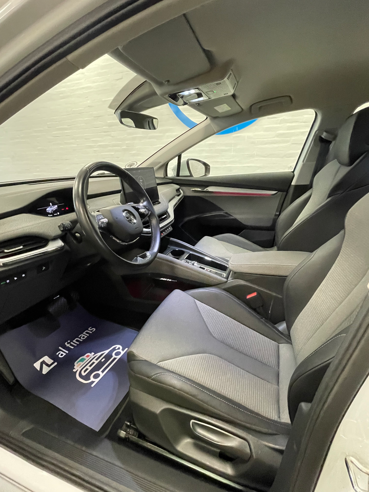 Skoda Enyaq 80 iV Loft 5d