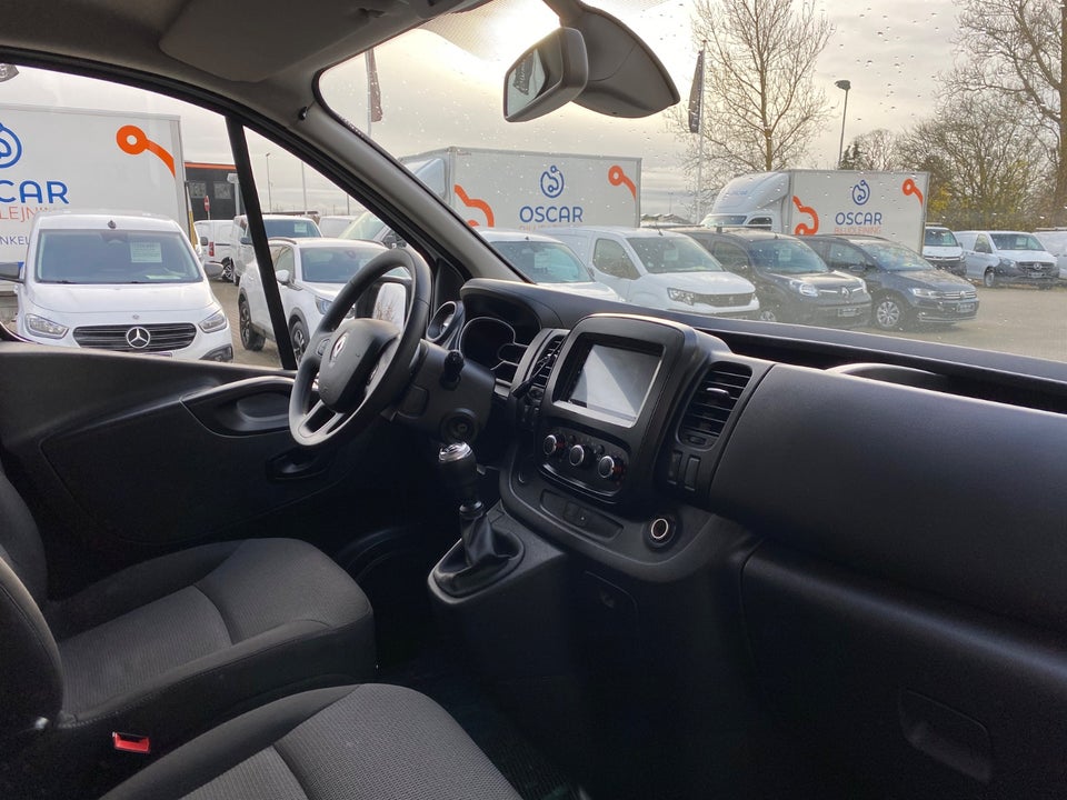 Renault Trafic T29 2,0 dCi 145 L2H1