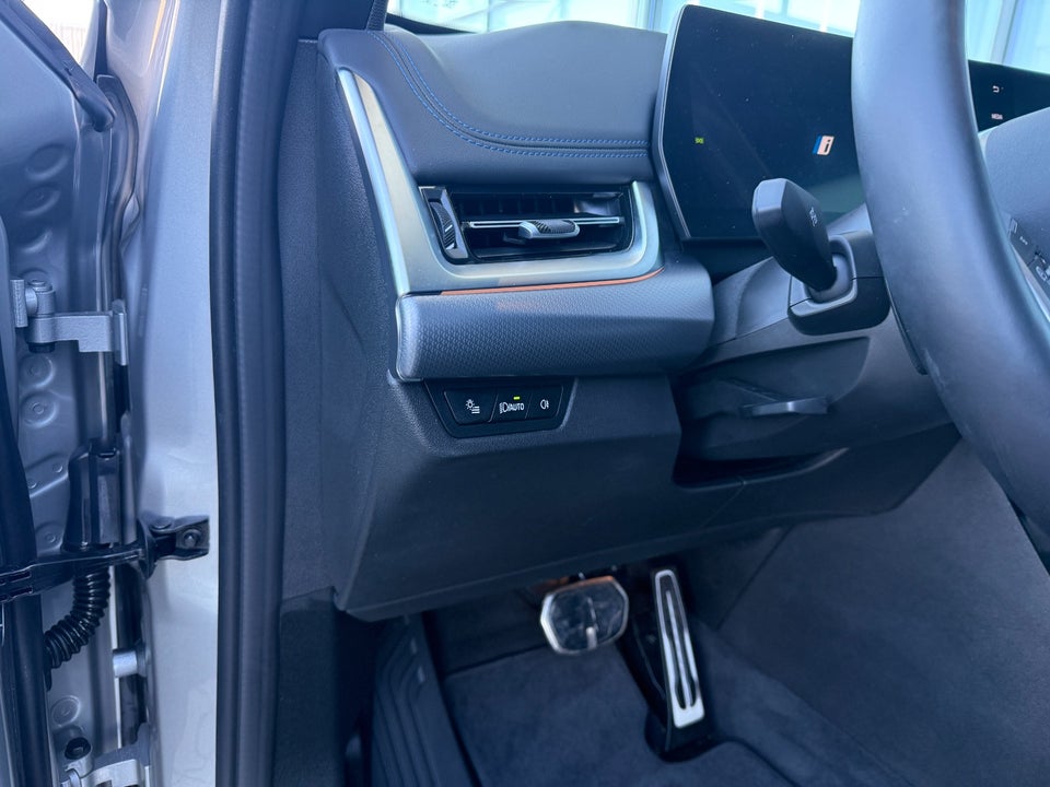 BMW iX1 eDrive20 M-Sport 5d