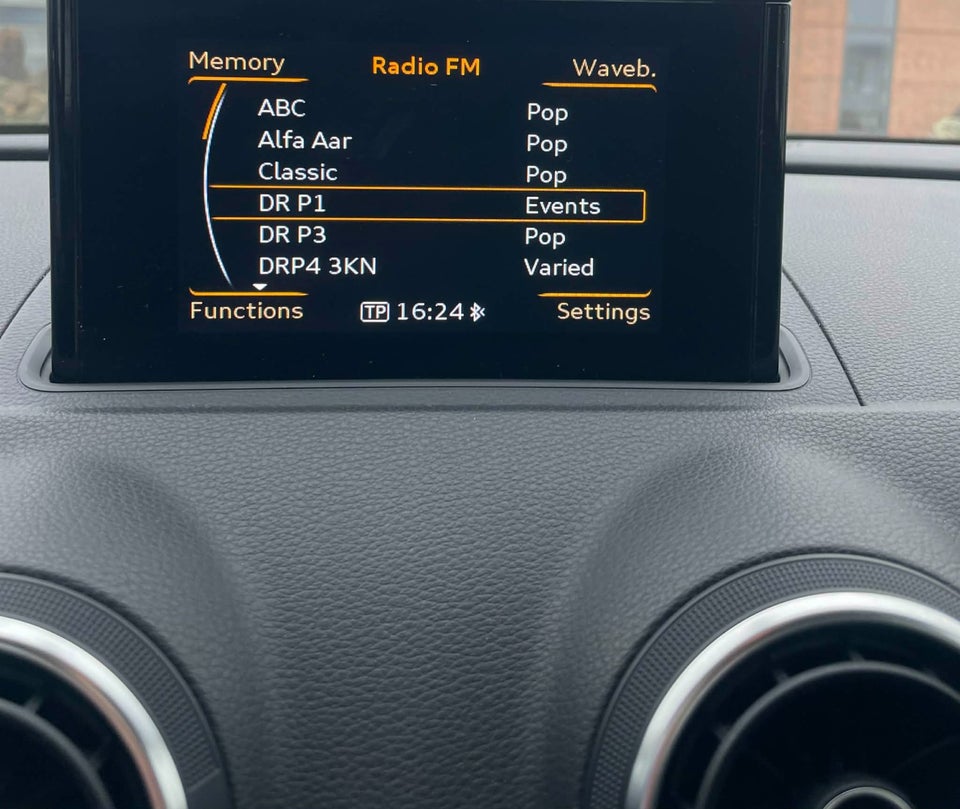 Audi A3 1,6 TDi 110 Ambiente Sportback 5d