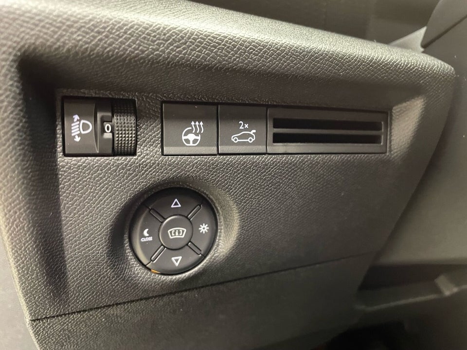 Citroën ë-C4 X 50 Palais Sky 4d