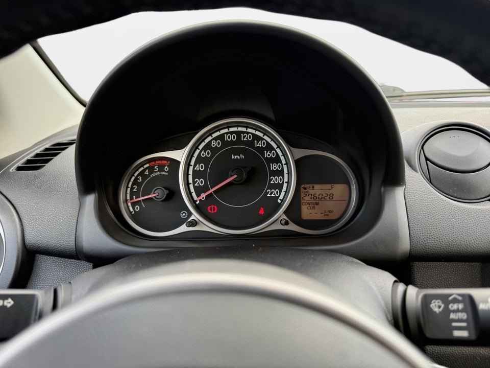 Mazda 2 1,6 DE 95 Advance 5d