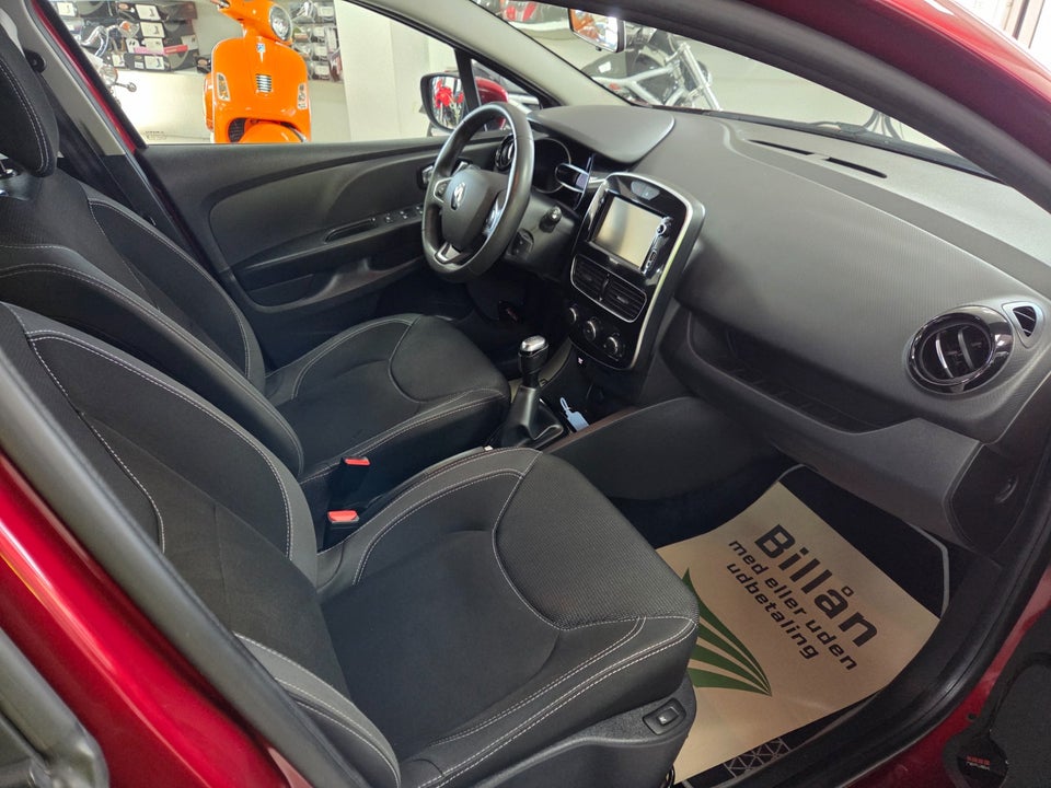 Renault Clio IV 0,9 TCe 90 Expression Sport Tourer 5d