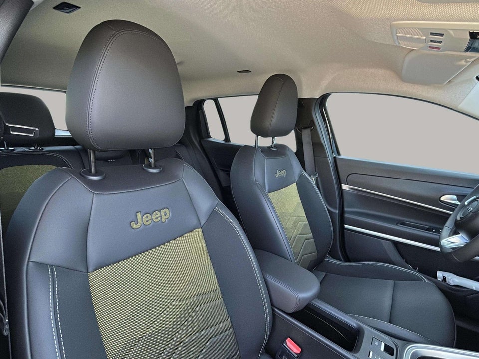 Jeep Avenger 54 Summit 5d