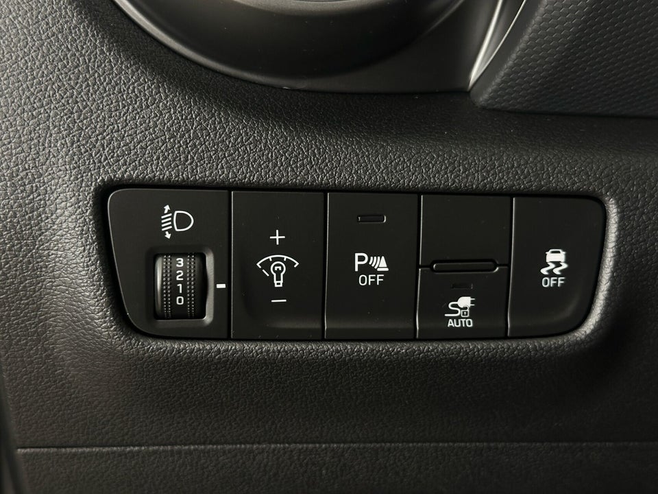 Hyundai Kona 64 EV Essential 5d