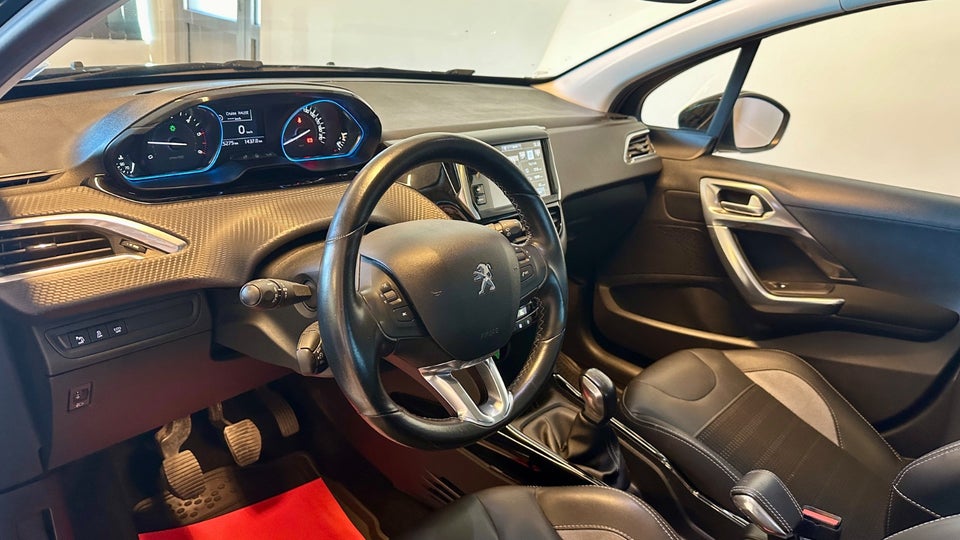 Peugeot 2008 1,2 VTi 82 Allure 5d