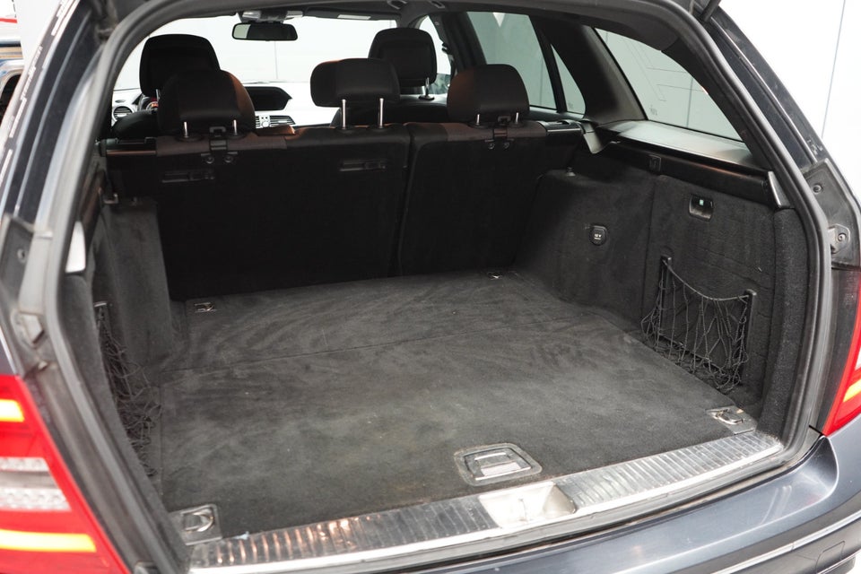 Mercedes C220 2,2 CDi Avantgarde stc. aut. BE 5d