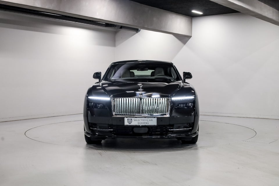 Rolls-Royce Spectre 2d