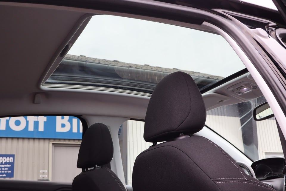 Peugeot 208 1,5 BlueHDi 100 Allure Sky 5d