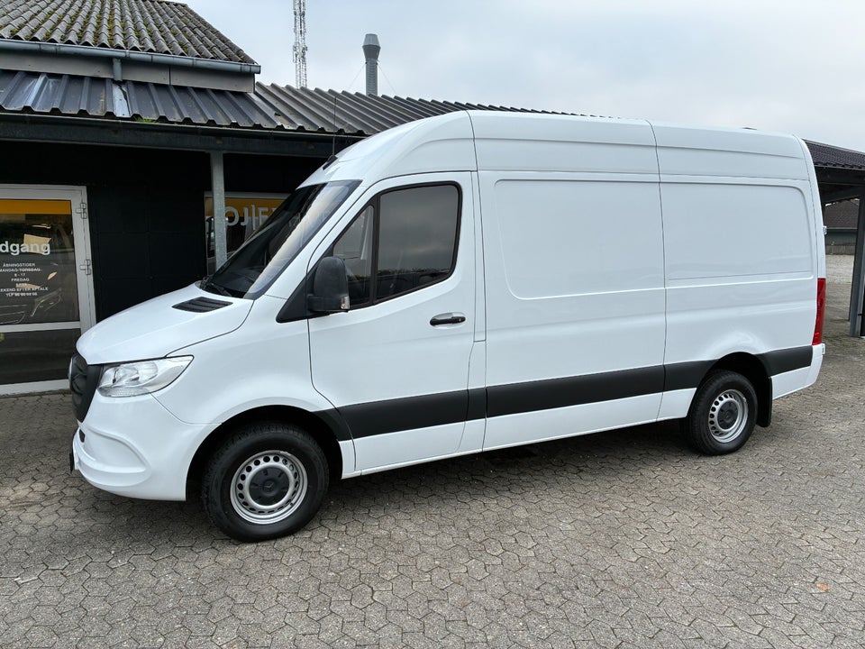 Mercedes Sprinter 317 2,0 CDi A2 Kassevogn aut. RWD