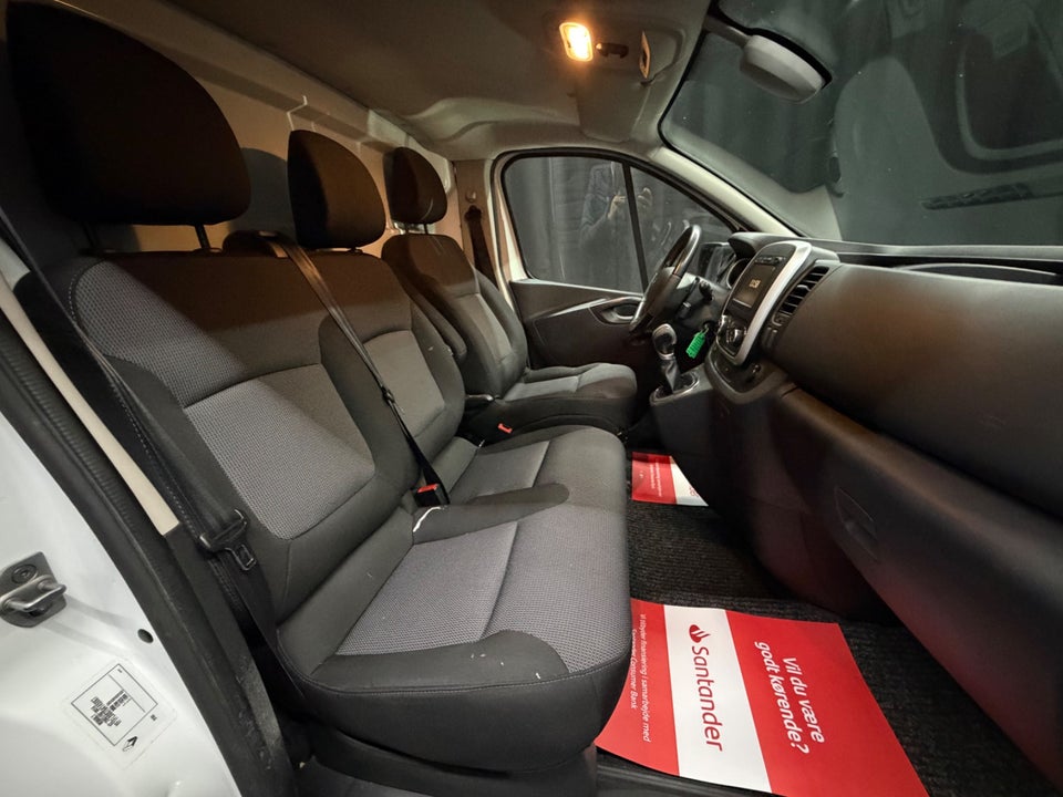 Renault Trafic T29 2,0 dCi 145 L2H1 EDC