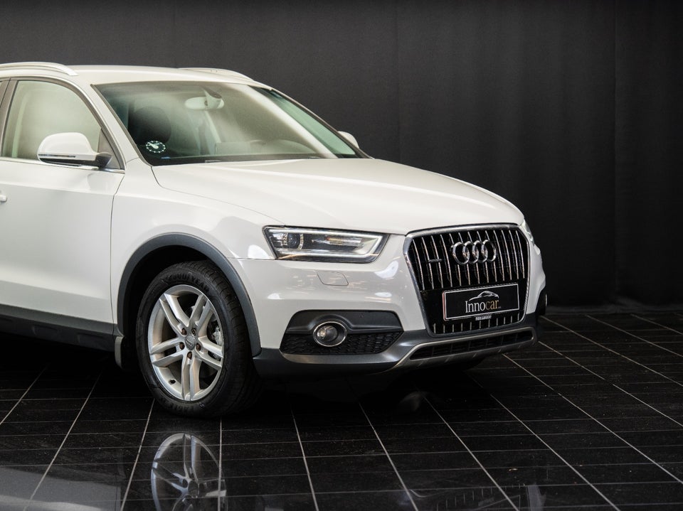 Audi Q3 2,0 TDi 177 quattro S-tr. 5d