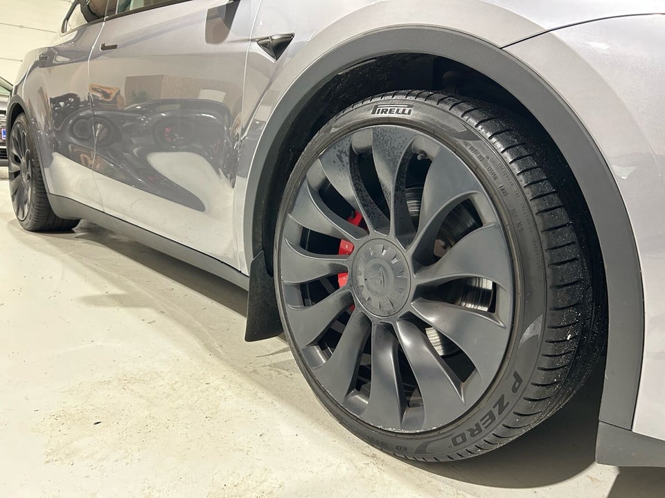 Tesla Model Y Performance AWD 5d