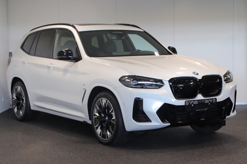 BMW iX3 Charged Plus M-Sport 5d
