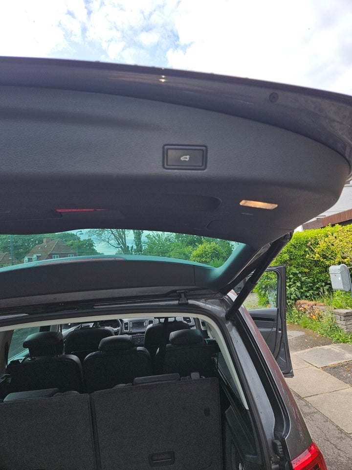 VW Sharan 2,0 TDi 150 Highline DSG 7prs 5d