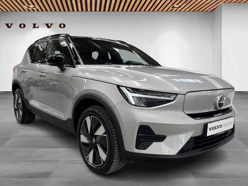 Volvo EX40 Extended Range Plus 5d