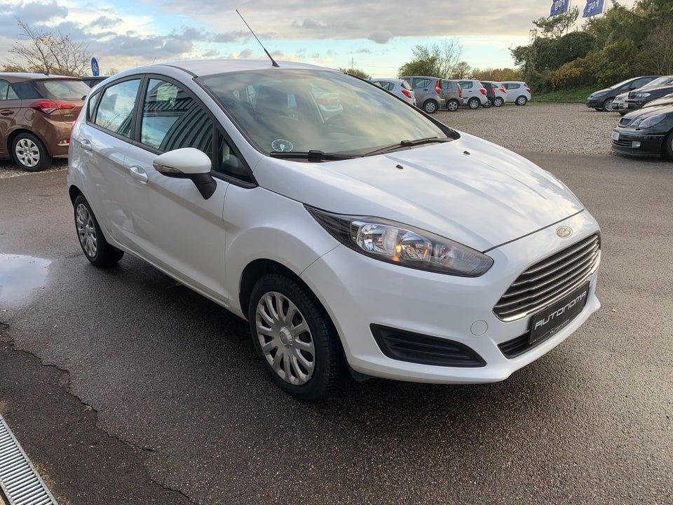 Ford Fiesta 1,0 65 Titanium 5d