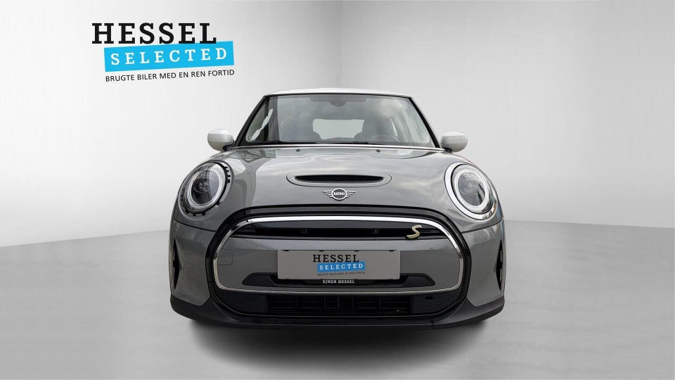 MINI Cooper SE Essential 3d
