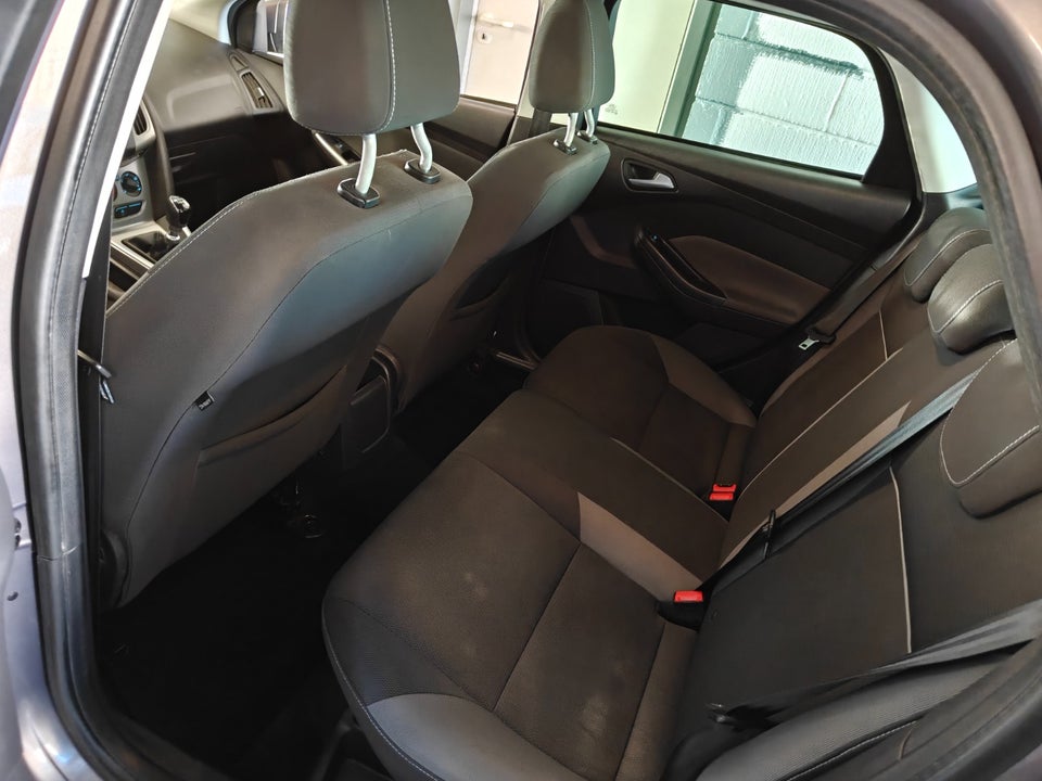 Ford Focus 1,6 TDCi 95 Edition stc. 5d