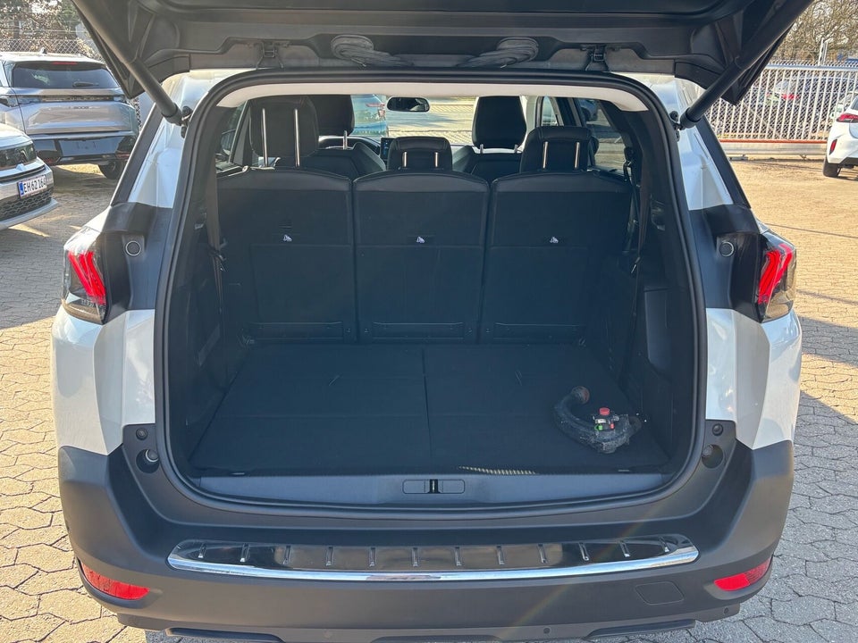 Peugeot 5008 1,5 BlueHDi 130 Active Pack EAT8 7prs 5d