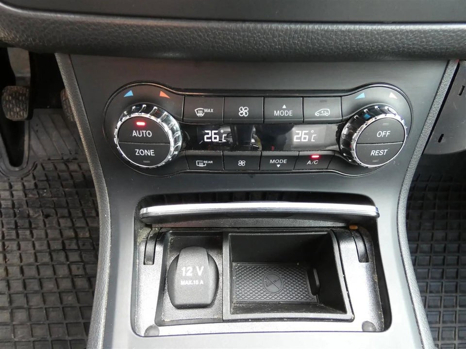 Mercedes B200 d 2,0 Style 5d