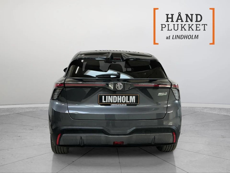 MG 4 77 Luxury Extended Range 5d