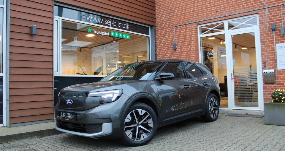 Ford Explorer 82 Select Extended Range 5d