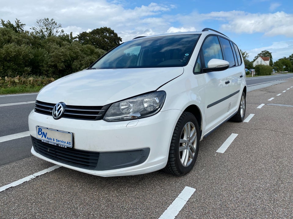 VW Touran 1,6 TDi 90 Trendline Van 5d