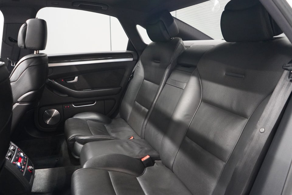 Audi S8 5,2 FSi quattro Tiptr. 4d