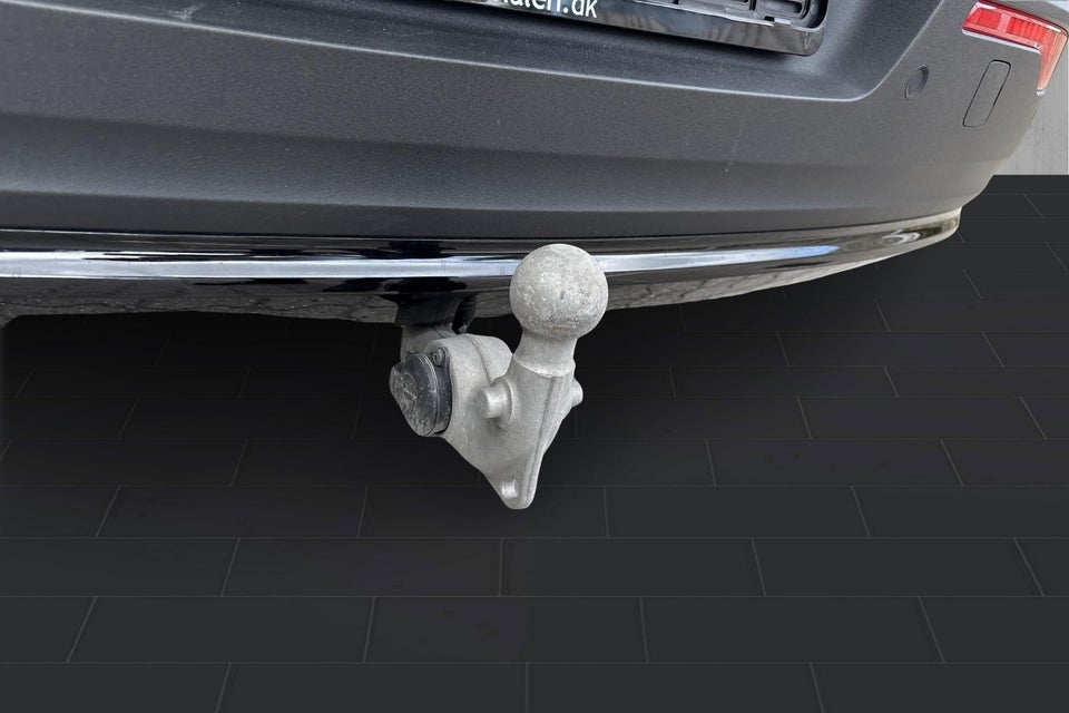 Volvo EX40 Extended Range Plus 5d