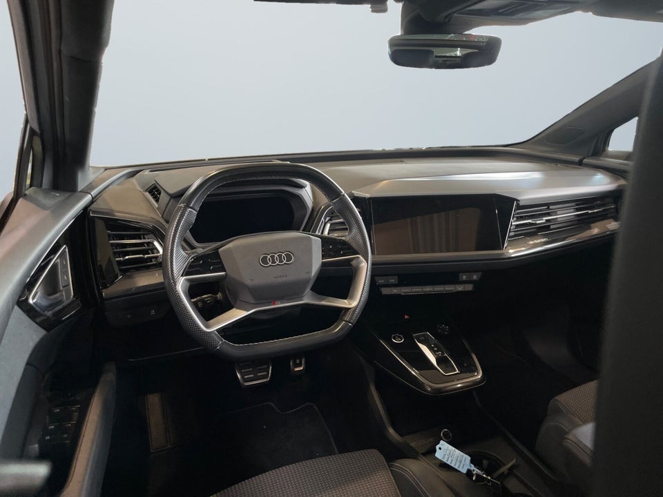 Audi Q4 e-tron 35 S-line Sportback 5d