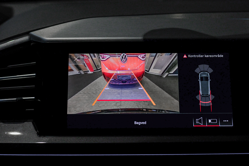 Audi Q4 e-tron 40 S-line 5d