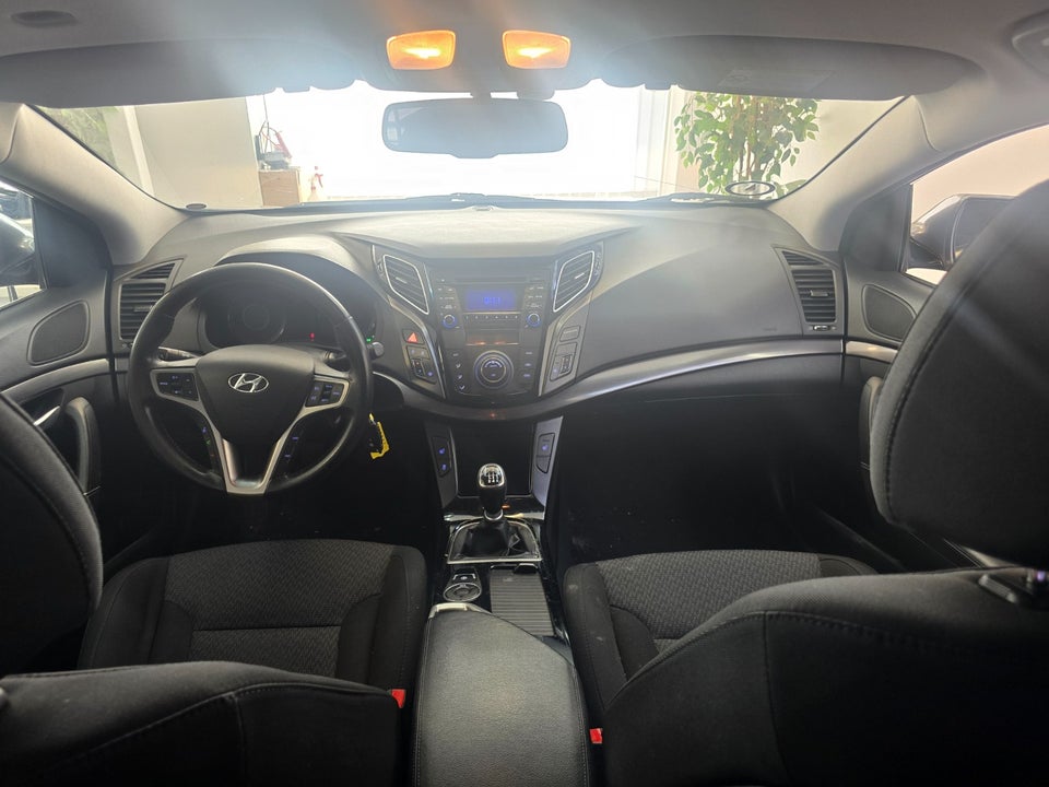 Hyundai i40 1,7 CRDi 115 Style 4d