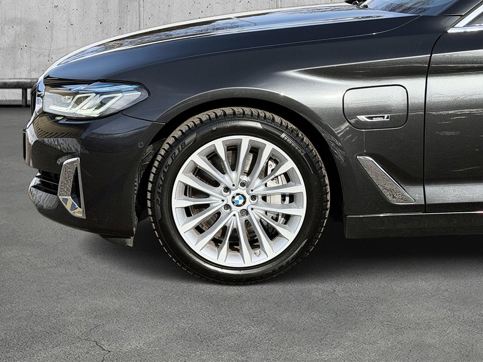 BMW 545e 3,0 Luxury Line xDrive aut. 4d