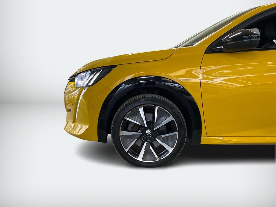 Peugeot e-208 50 GT Limited 5d