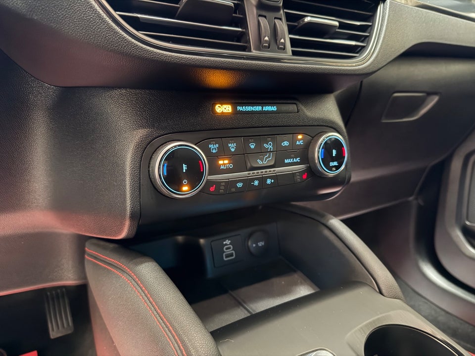 Ford Kuga 2,5 PHEV ST-Line X CVT 5d