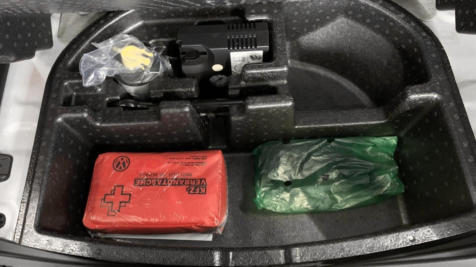 Hyundai Kona 39 EV Select 5d