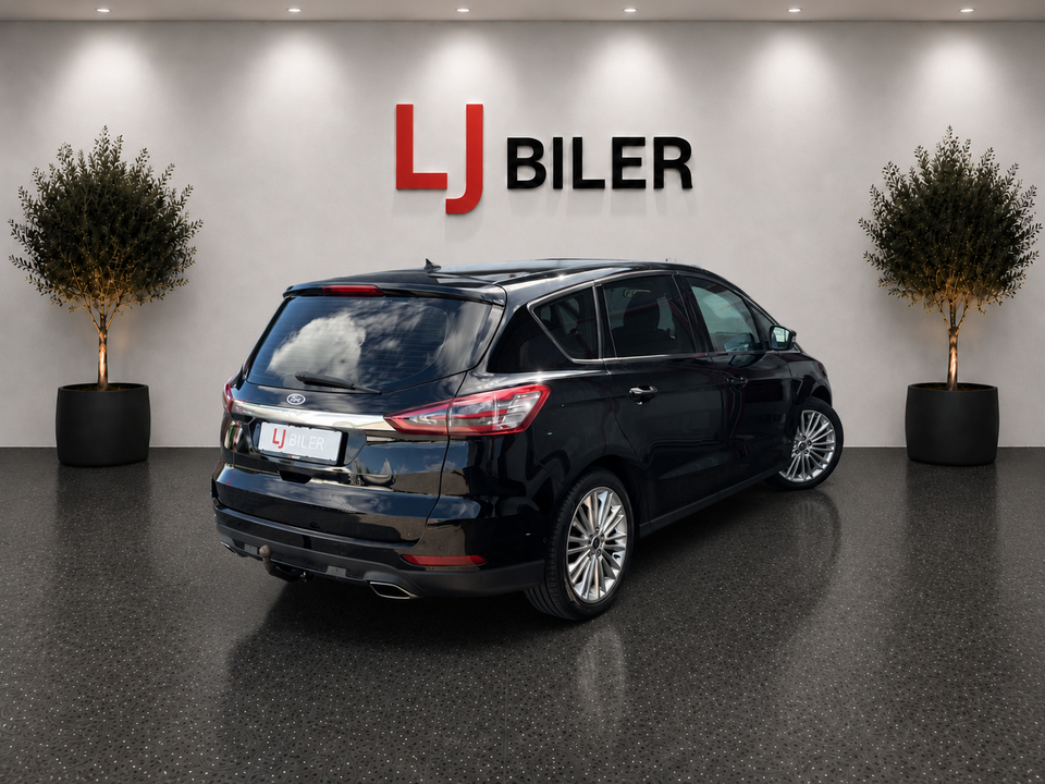 Ford S-MAX 2,0 EcoBlue Titanium aut. 7prs 5d