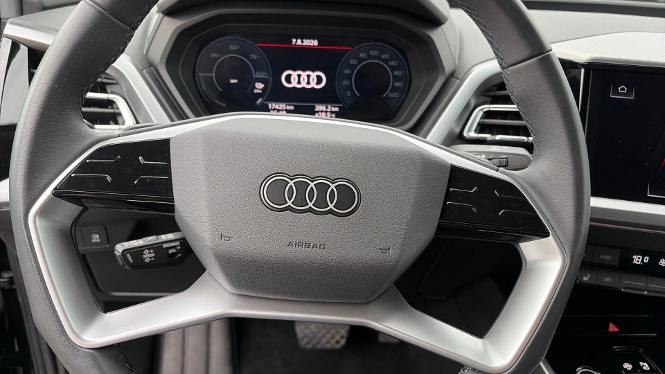 Audi Q4 e-tron 45 S-line Sportback 5d