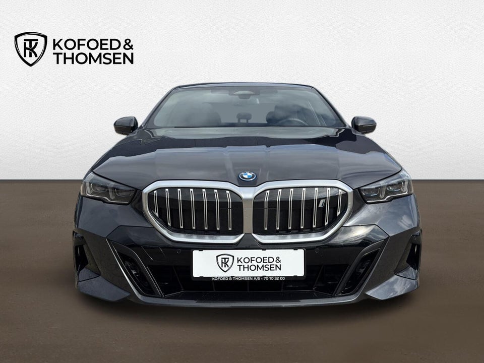 BMW i5 eDrive40 M-Sport 4d