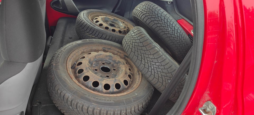 Toyota Aygo 1,0 VVT-i T1 5d