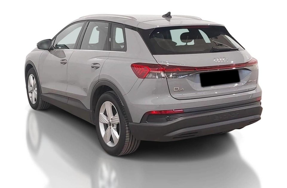 Audi Q4 e-tron 40 S-line 5d