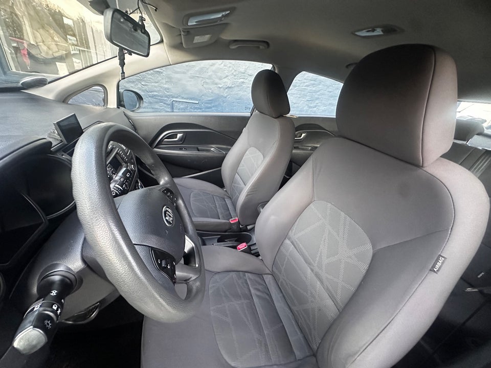 Kia Rio 1,2 CVVT Active 5d