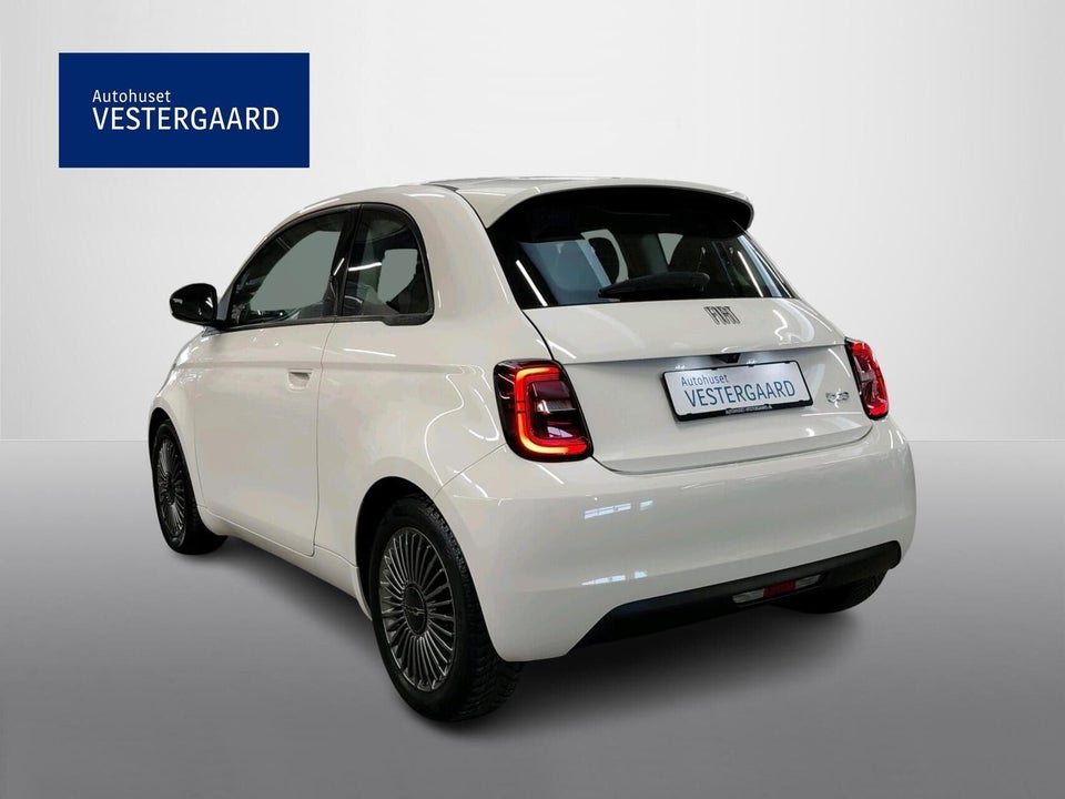 Fiat 500e 42 Icon 3d
