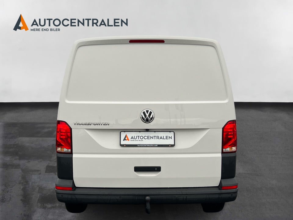 VW Transporter 2,0 TDi 150 Kassevogn DSG kort