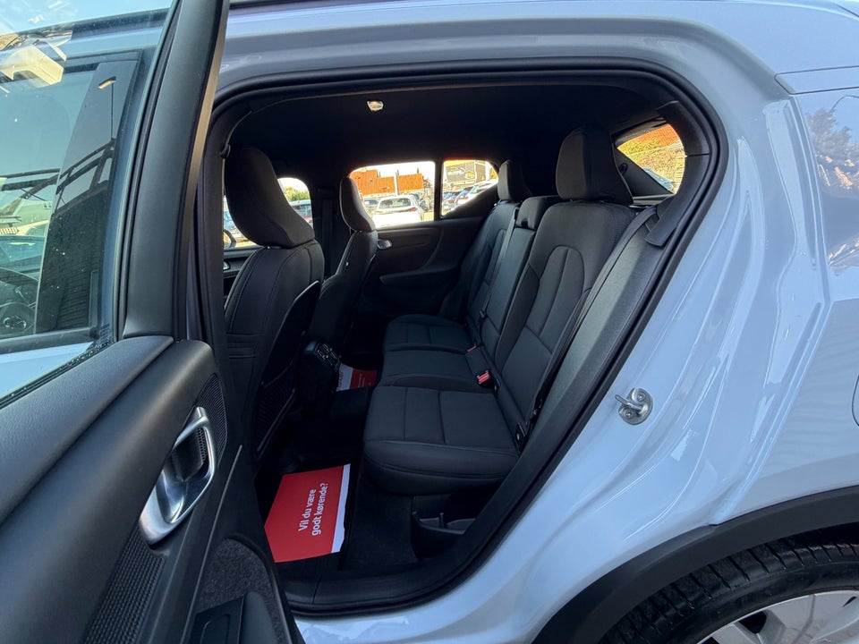 Volvo EX40 Extended Range Core 5d