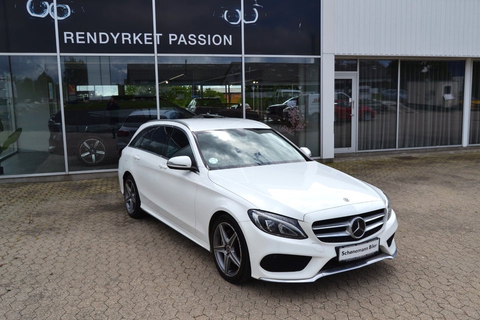 Mercedes C220 d 2,2 AMG Line stc. aut. 5d