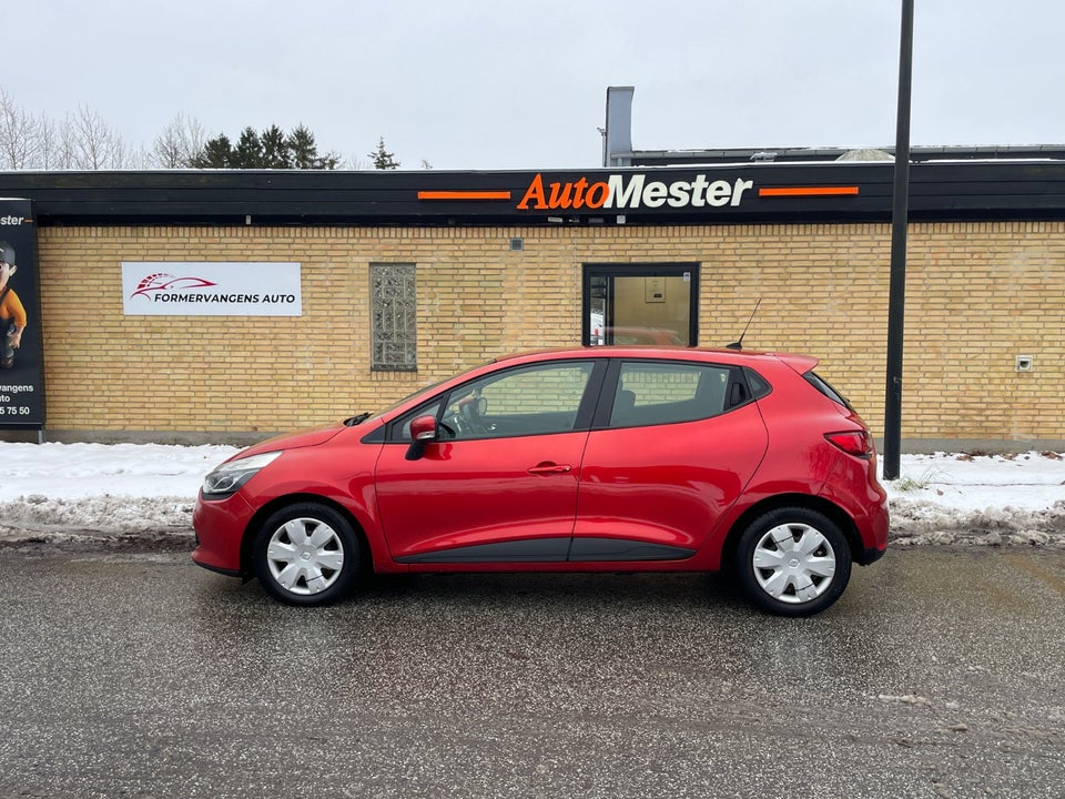 Renault Clio IV 1,5 dCi 90 Expression 5d